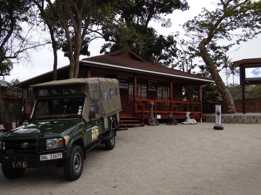 Urban Glamping Tranquil International Backpacking Village St Lucia Exterior photo